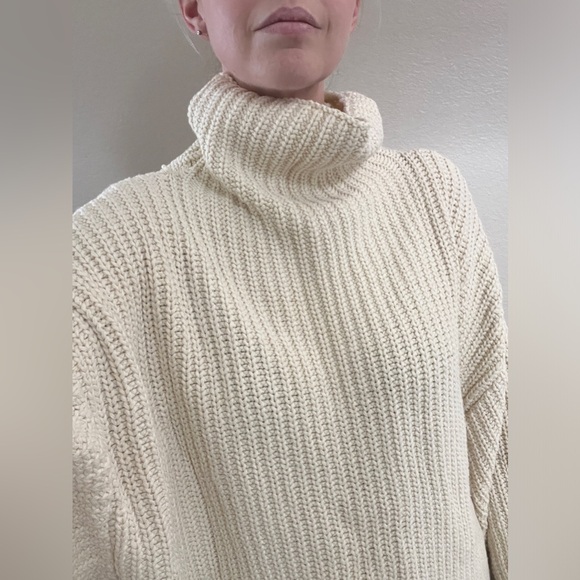 Free People oversized mockneck sweater - Picture 6 of 13
